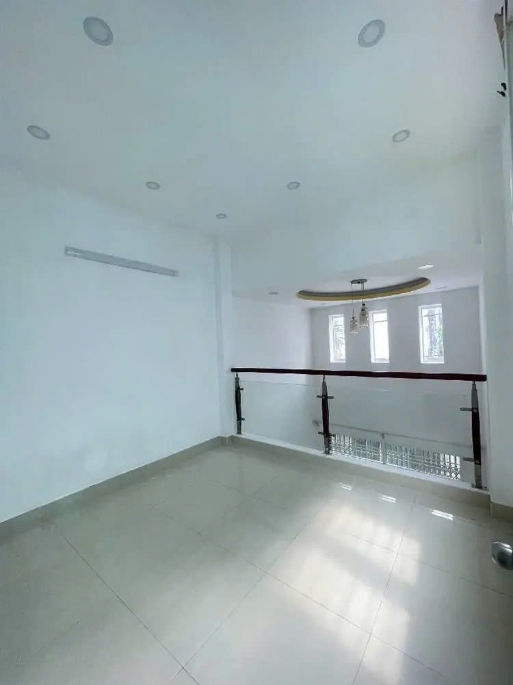 HÀNG VIP PRO TÂY THẠNH TÂN PHÚ - 43M²  - MỚI ĐẸP VÀO Ở NGAY - HẺM THÔNG - 30M RA HẺM XE HƠI TRÁNH - CHỈ CĂN DUY NHẤT - 3.65TỶ