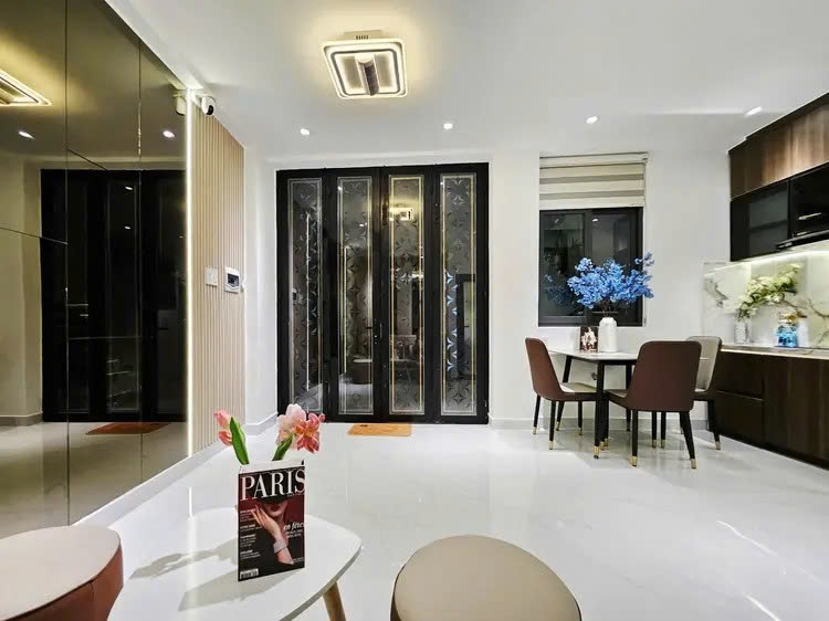 Siêu phẩm 3 tầng - nhà mới full nội thất -chỉ 3 tỷ hơn