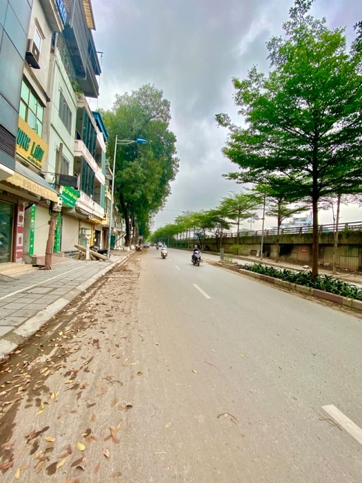 Bán nhà mặt phố Trung tâm quận Ba Đình, diện tích 32m2 ; Giá bán 6,5 tỷ ( thỏa thuận)
