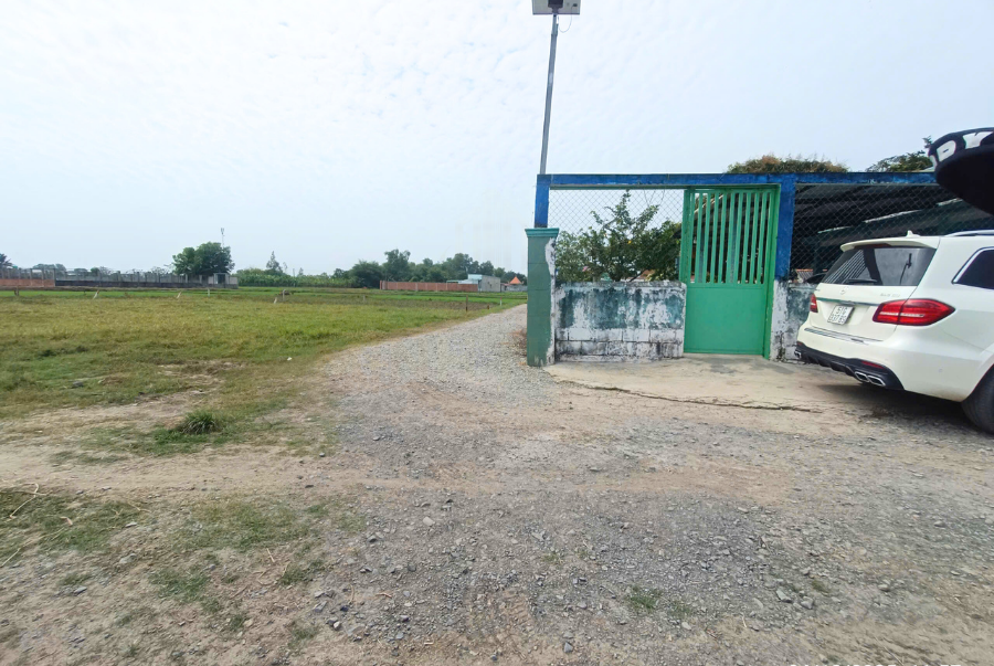 🔥 CƠ HỘI SỞ HỮU 3 LÔ ĐẤT SHR SÁT ĐT823D – ĐỨC HÒA – LONG AN Chưa đến 8 triệu/m²