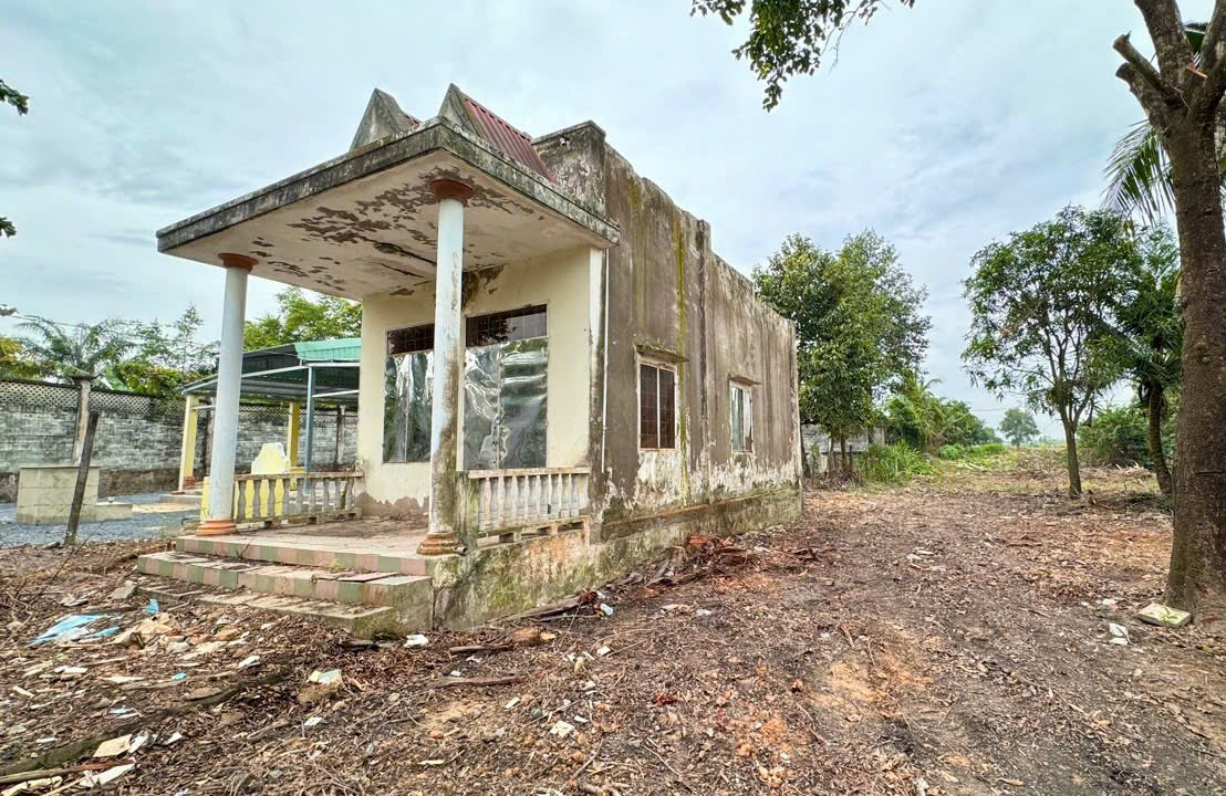 BÁN ĐẤT 2 MẶT TIỀN TẶNG NHÀ TẠI TP BIÊN HOÀ, DT 4200M2, SỔ SẴN, CHỈ 19 TỶ. LH:0933449988