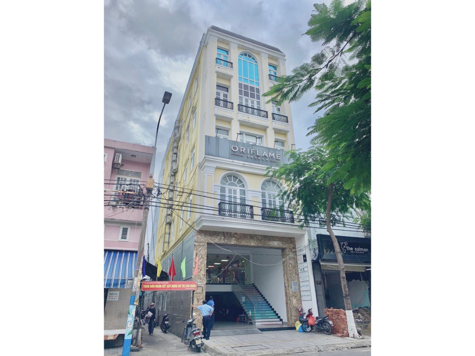 Cho thuê sàn văn phòng 30m2 ở 7 OFFICE - Q. Hải Châu
