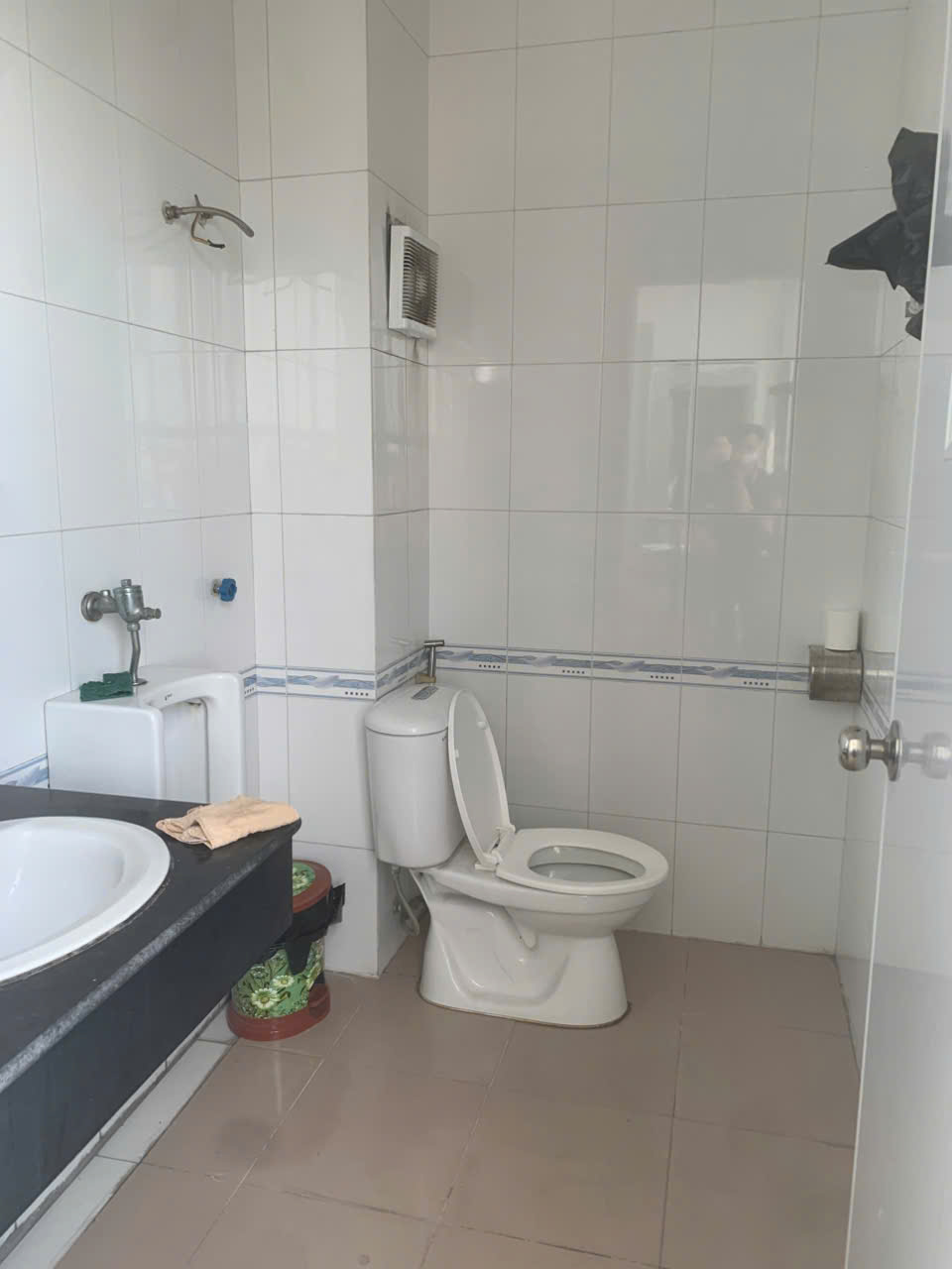 📣 Cho thuê văn phòng làm việc phố Lạc Trung